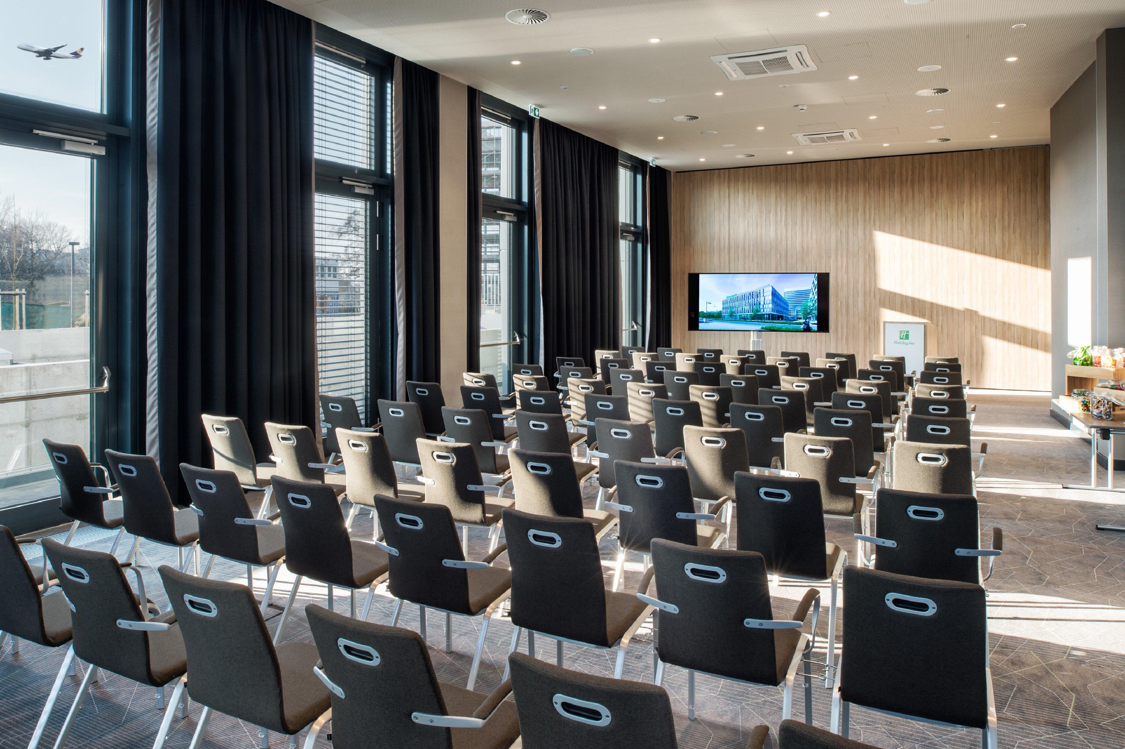 Holiday Inn Frankfurt Airport By Ihg Francoforte sul Meno Esterno foto