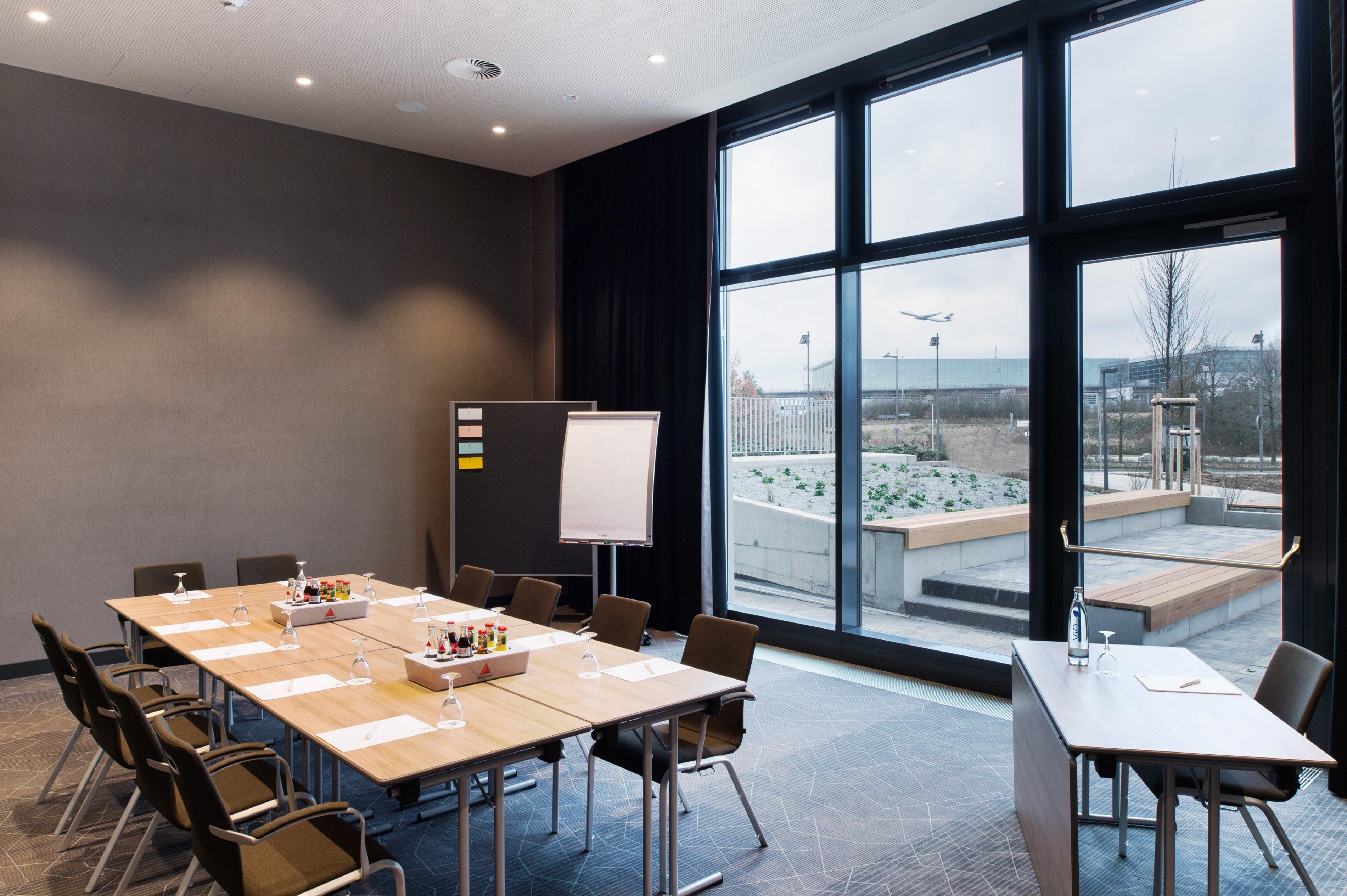 Holiday Inn Frankfurt Airport By Ihg Francoforte sul Meno Esterno foto