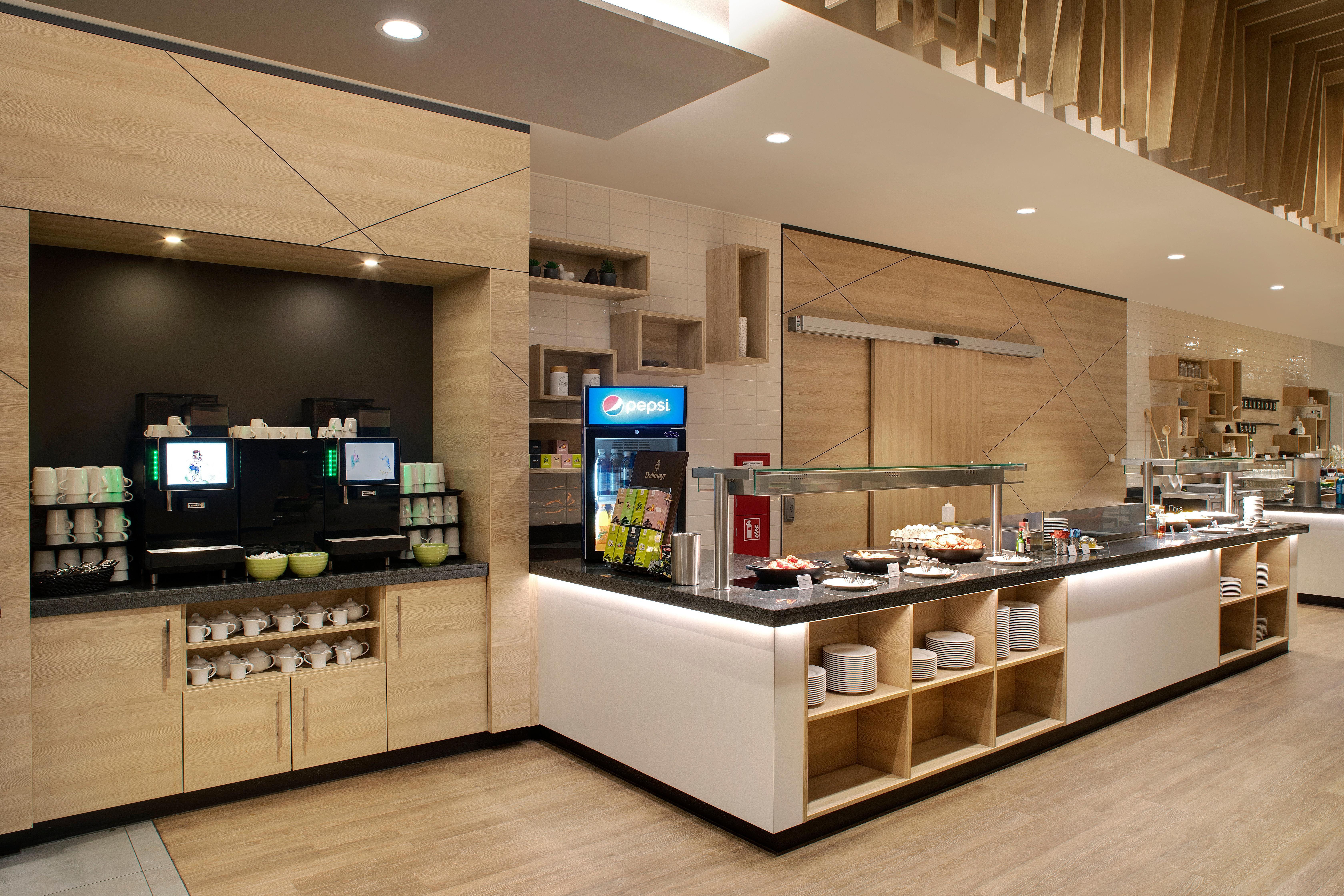 Holiday Inn Frankfurt Airport By Ihg Francoforte sul Meno Esterno foto