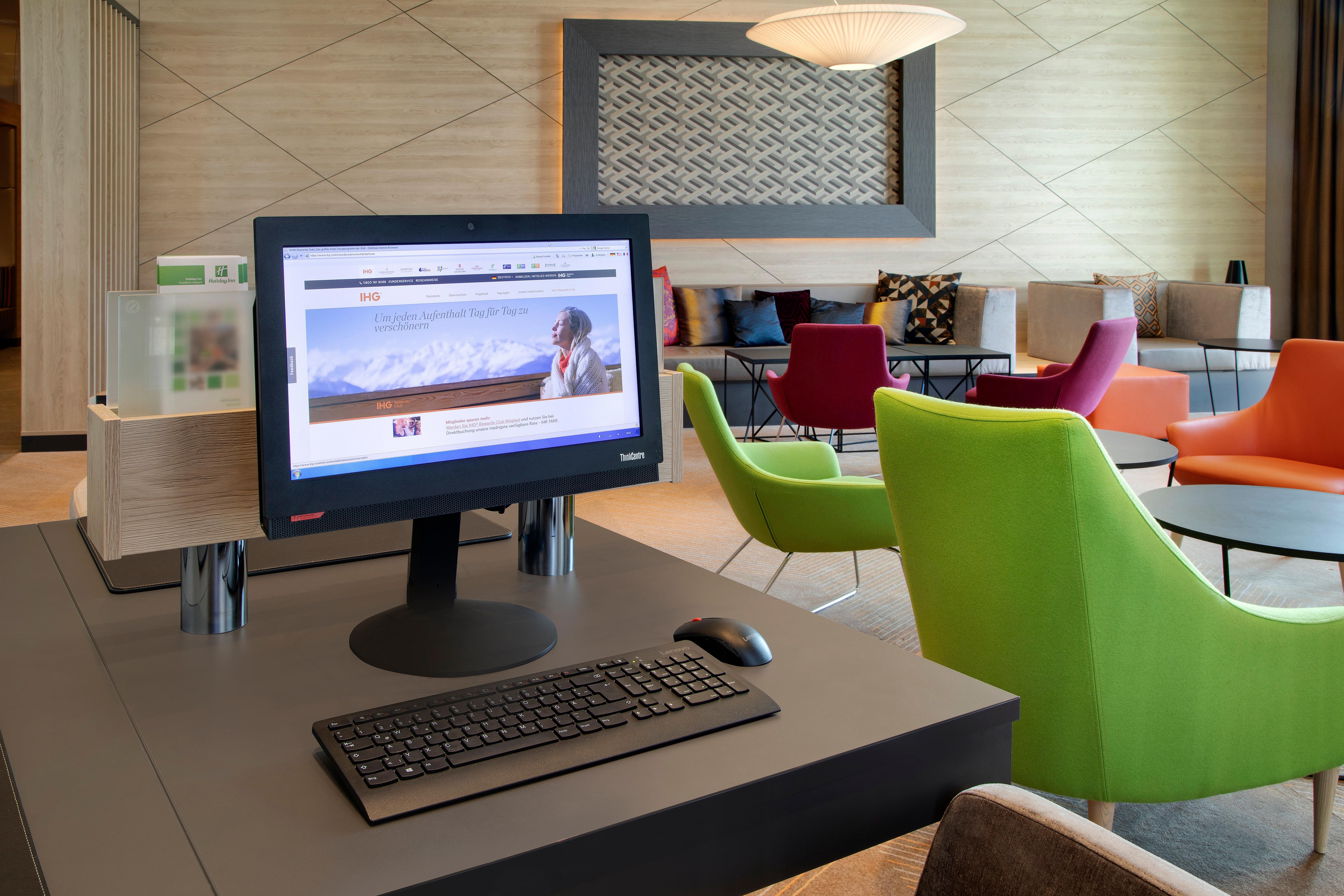 Holiday Inn Frankfurt Airport By Ihg Francoforte sul Meno Esterno foto