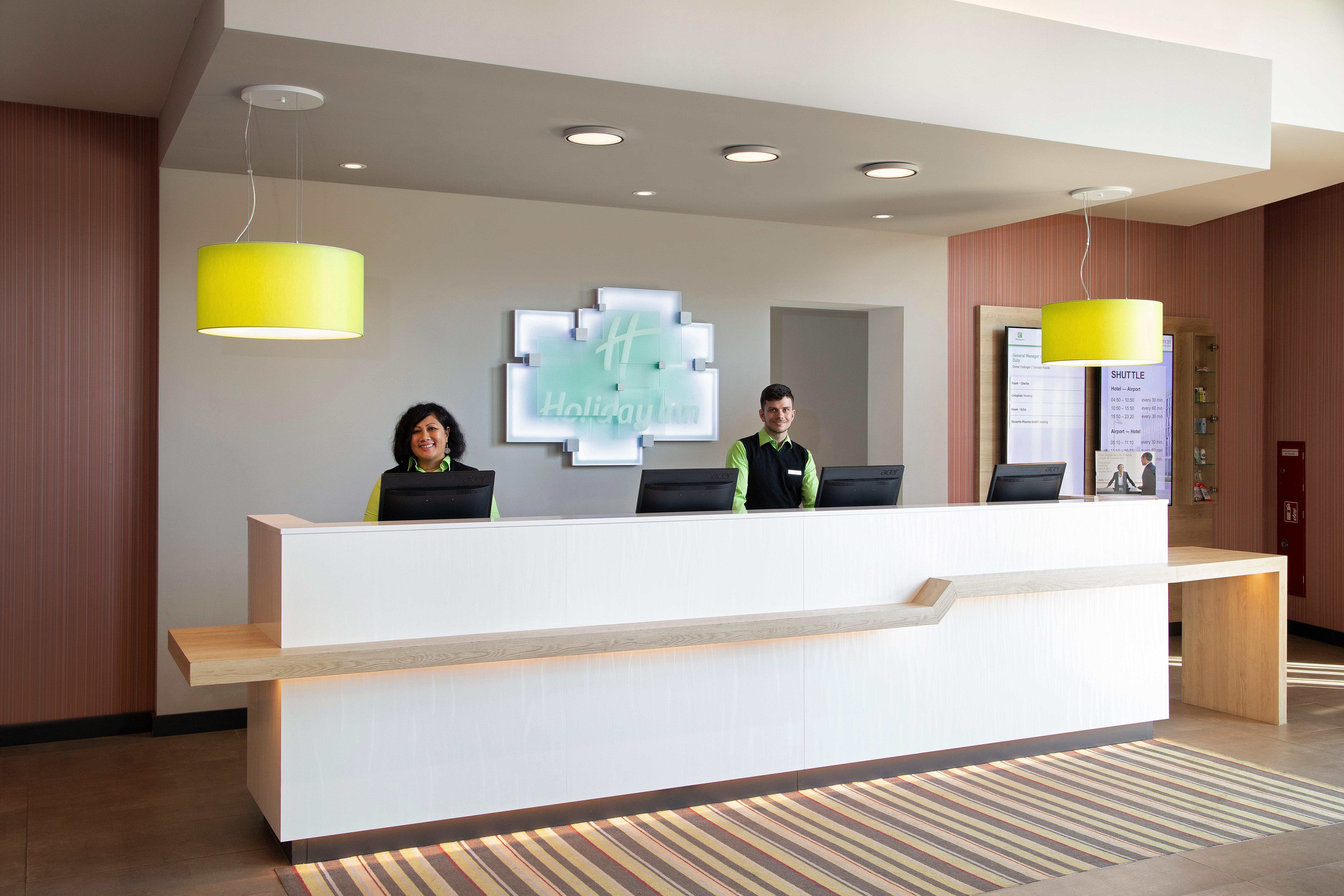Holiday Inn Frankfurt Airport By Ihg Francoforte sul Meno Esterno foto