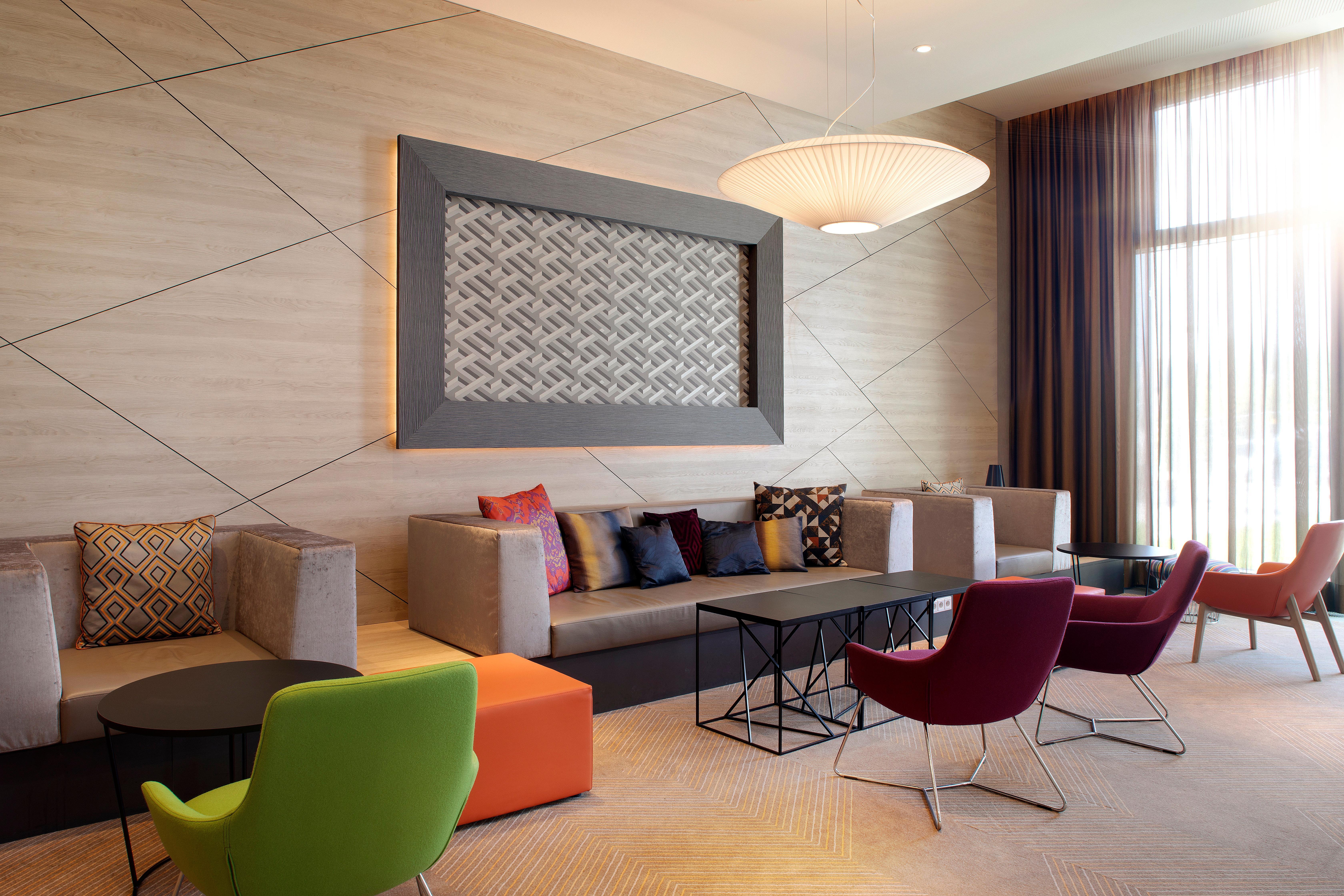Holiday Inn Frankfurt Airport By Ihg Francoforte sul Meno Esterno foto